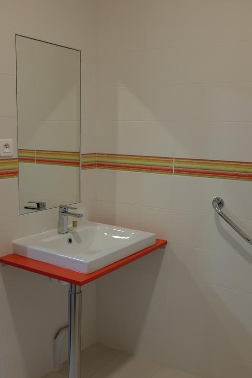 Hotel De France Boulogne-Billancourt Habitación foto